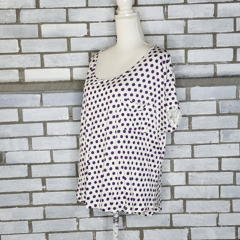 • Love Delirious Women's Short Sleeve Polka Dot T-Shirt Size 2X Multicolor Rayon